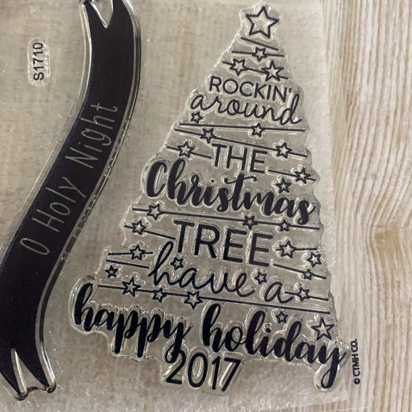 Close to my heart stamps S1710 “ Christmas Tunes” - Picture 2 of 6